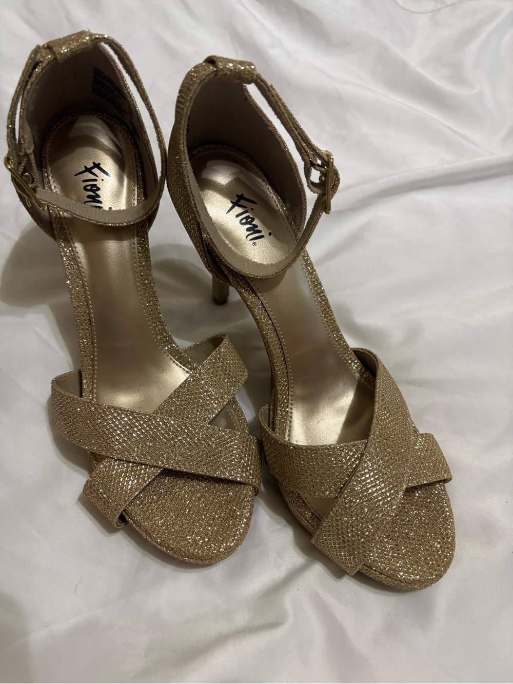 FIONI Gold Glitter Crisscross Ankle-Strap Heels